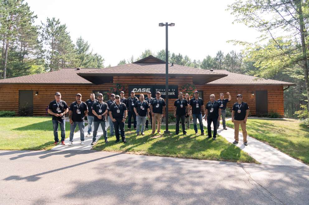 De México a Tomahawk: Clientes Viven la Experiencia de Operación Extrema con CASE Construction